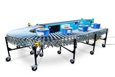 Dyno Conveyors Powered Xpndaroll Roller Conveyor 1